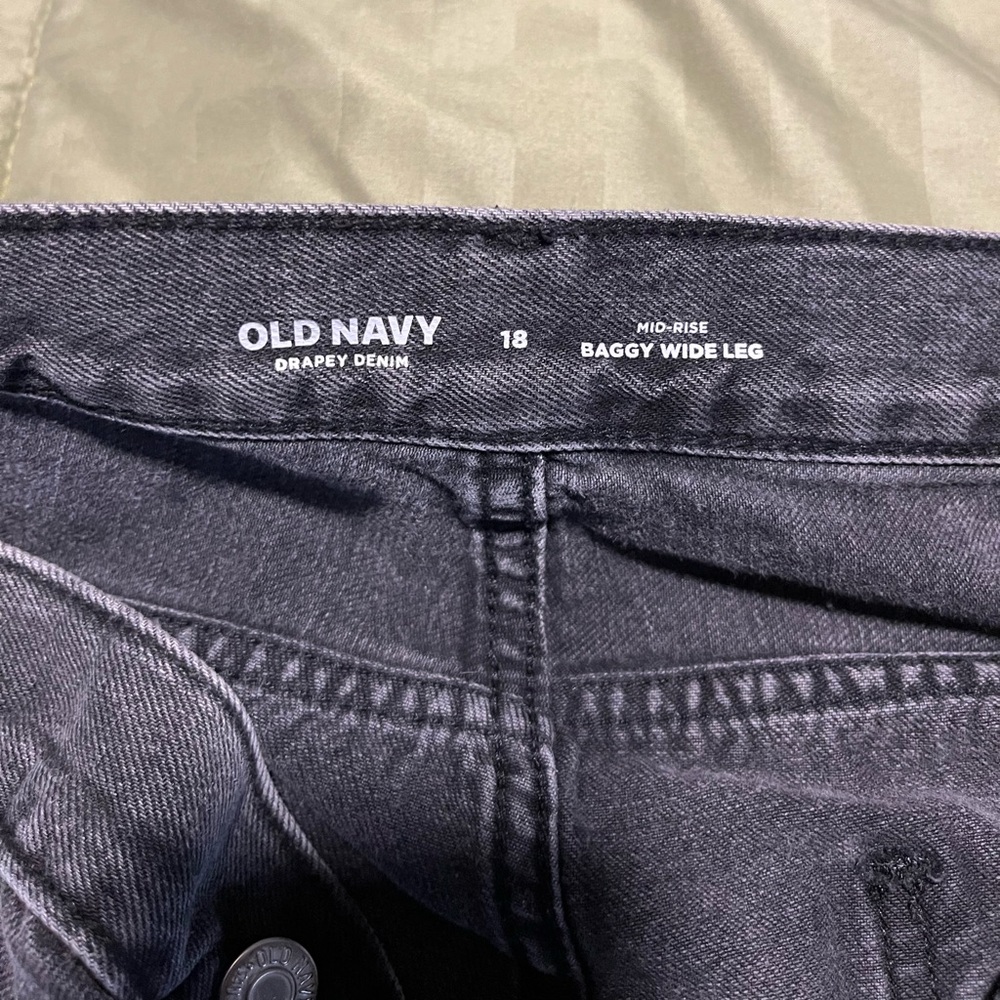 Old Navy women’s wide leg jeans